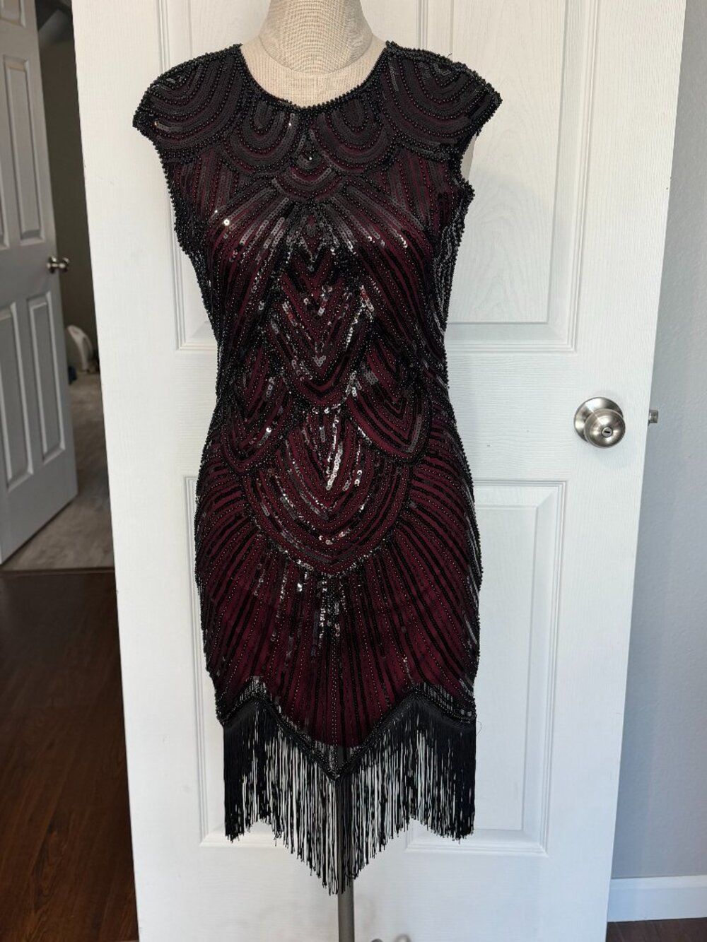 1920s Flapper Gatsby Dress XS Black Sequin Beaded Fringe Maroon